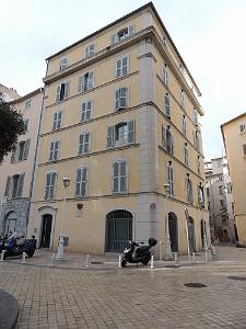 2018 03 12 TOULON BALLADE DANS LES RUES ET AU PORT (51)